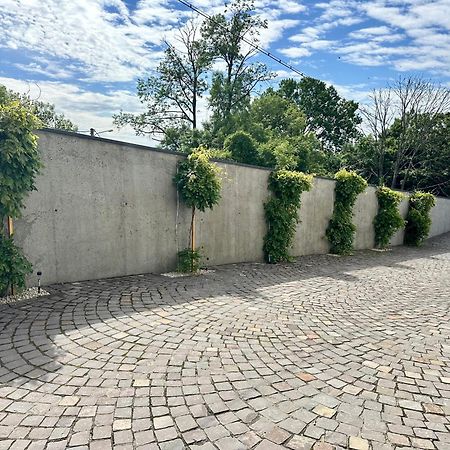 Панорамні Апартаменти Oujhorod Extérieur photo