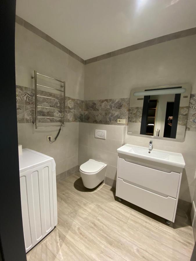 Панорамні Апартаменти Oujhorod Extérieur photo