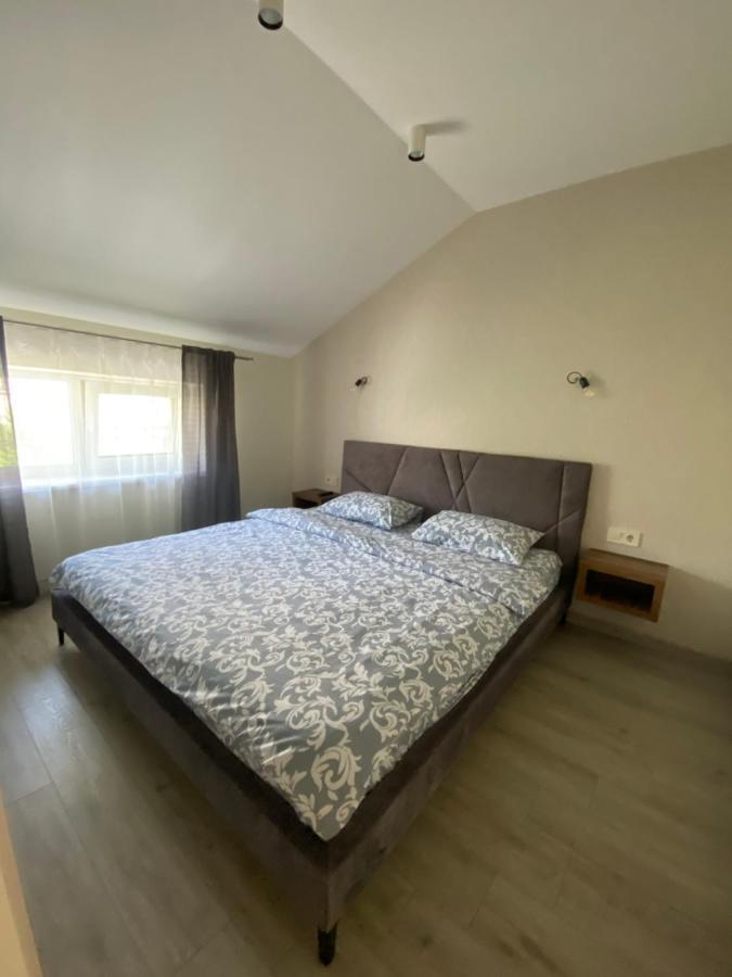Панорамні Апартаменти Oujhorod Extérieur photo