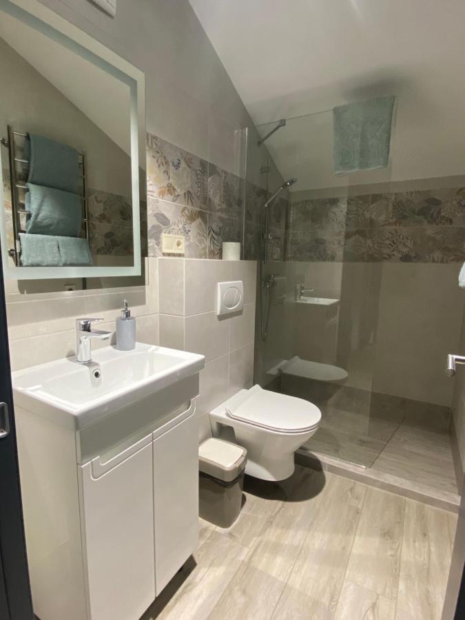 Панорамні Апартаменти Oujhorod Extérieur photo