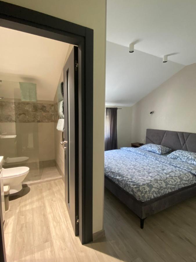 Панорамні Апартаменти Oujhorod Extérieur photo