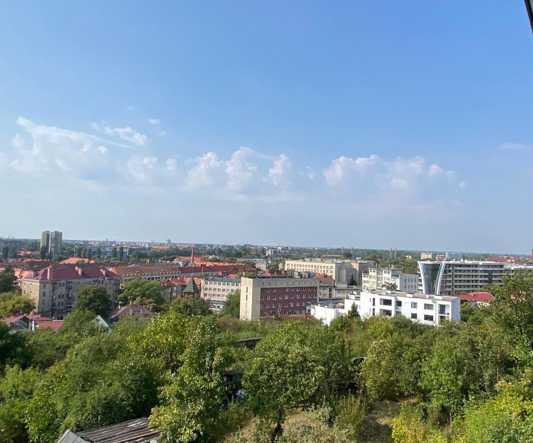 Панорамні Апартаменти Oujhorod Extérieur photo