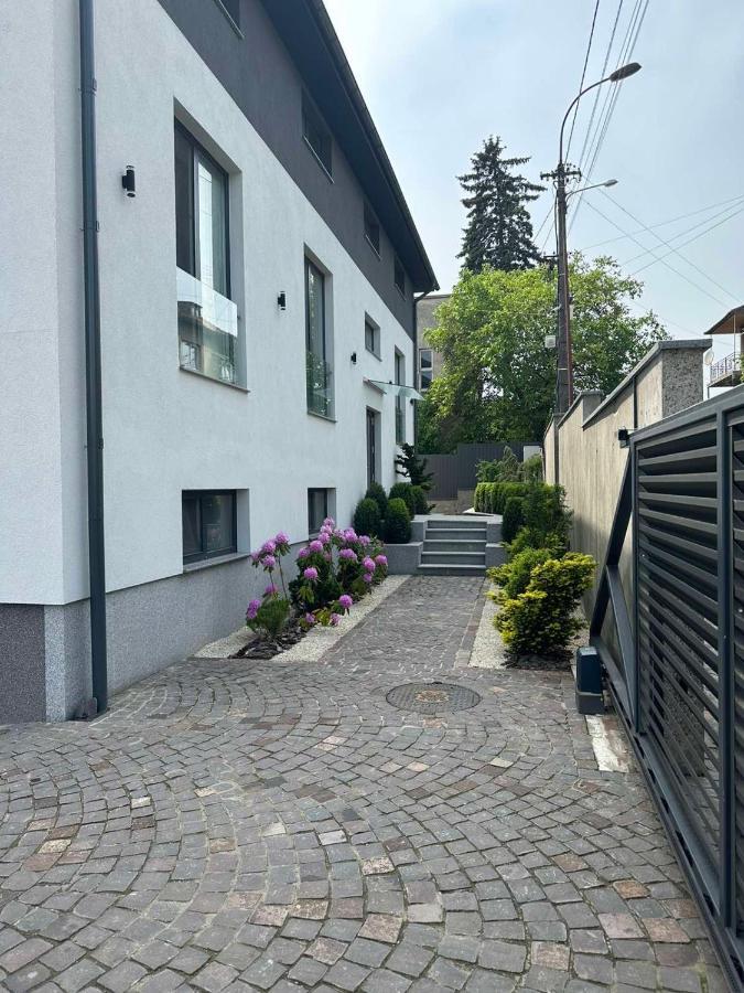 Панорамні Апартаменти Oujhorod Extérieur photo