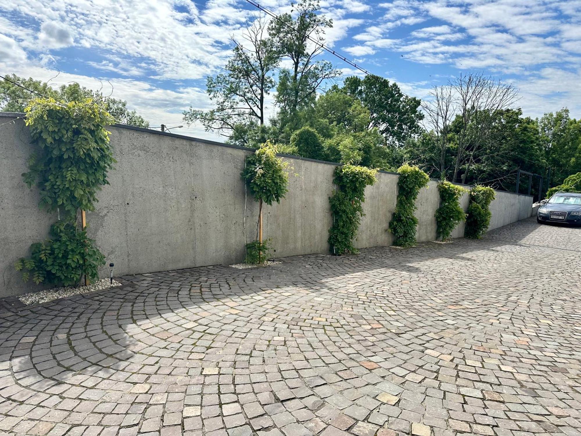 Панорамні Апартаменти Oujhorod Extérieur photo